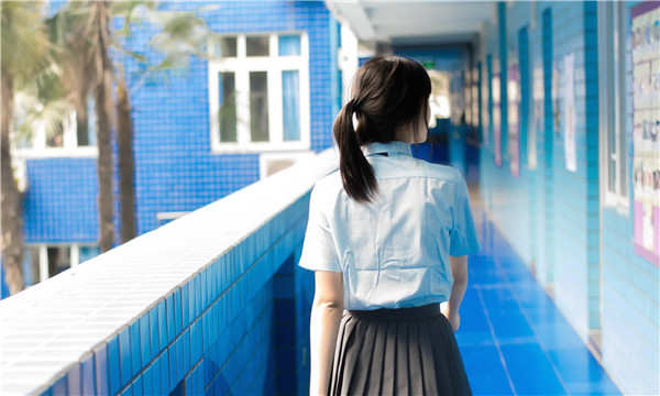 康定如何找到一个可以帮助我生孩子的女人？