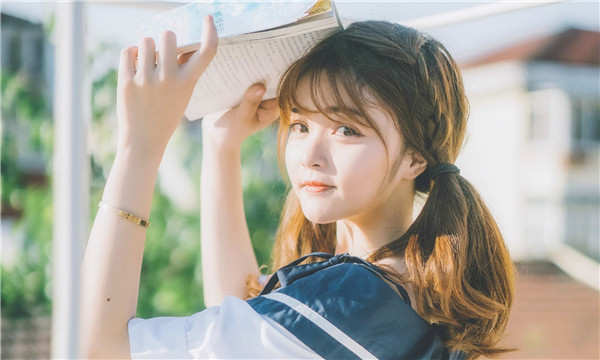 康定供卵代怀费用的具体情况，你了解吗？在当今社会，越来越多的不孕不育家庭寻求代怀生子的解决方案，尤其是供卵。这背后是一个庞大的需求链，每年都有大量夫妻因卵巢早衰、反复流产等问题，无法自然怀孕，最终选择了第三方辅助生殖技术。根据《中华医学会生殖医学分会》的统计数据显示，近几年来，中国不孕不育率已上升至15%以上，而合作医院中的试管代怀成功率激增，特别是在供卵领域。